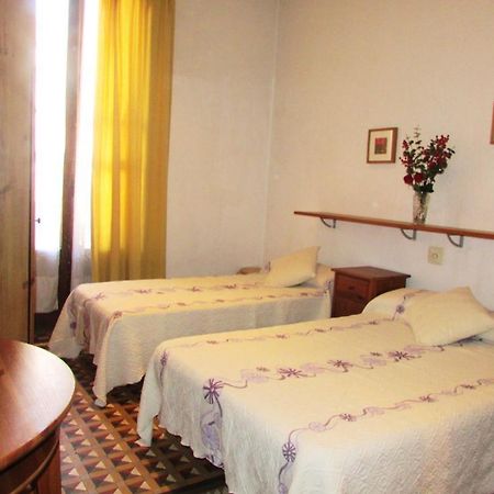 Hostal Lima Barselona Dış mekan fotoğraf