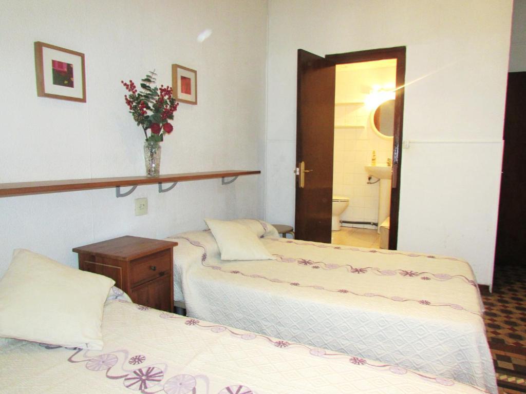 Hostal Lima Barselona Dış mekan fotoğraf